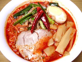 サッポロ一番で激辛地獄ラーメン!